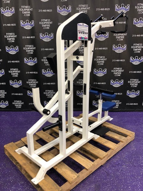 Buy Strive Plate Loaded Lat Pulldown w/Smart Strength Technology - RARE ...