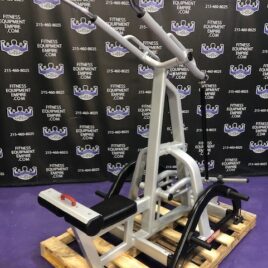 Nautilus Star Trac Plate Loaded ISO Lateral Leverage Lat Pulldown