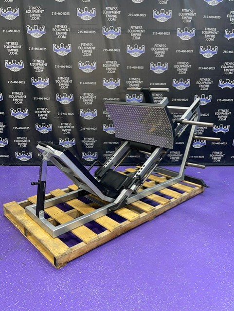 Buy ORIGINAL Nebula 35 Degree Linear Leg Press - Triple Footplate RARE ...